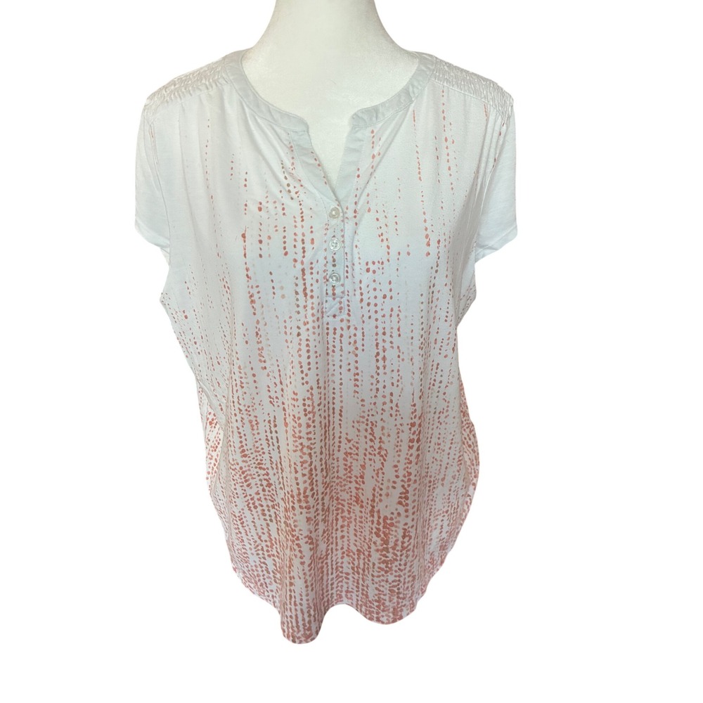 Liz Claiborne Petite PXL White Coral Pink Dotted Ombre Henley Short Sleeve